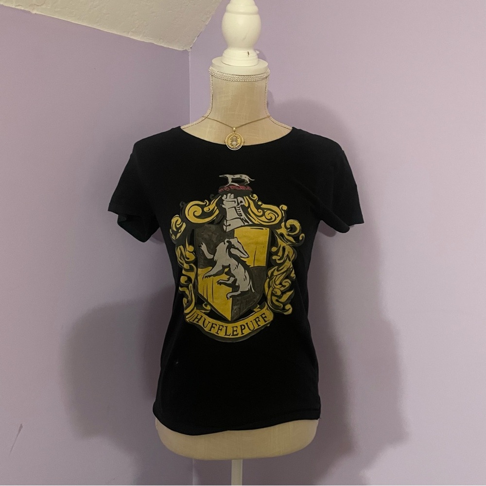 Harry Potter Hufflepuff House Crest T-Shirt